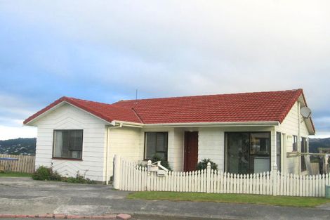 Photo of property in 5 Penlington Place, Karori, Wellington, 6012