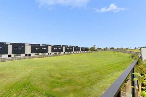 Photo of property in 22/22 Ashley Place, Papamoa Beach, Papamoa, 3118