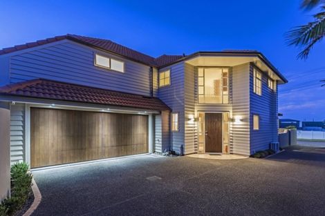 Photo of property in 1/19 Frater Avenue, Milford, Auckland, 0620