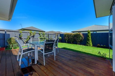 Photo of property in 10 Meyer Crescent, Halswell, Christchurch, 8025