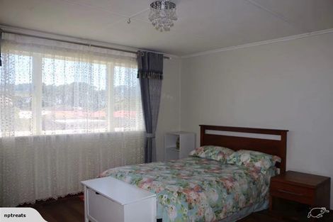 Photo of property in 85 Hine Street, New Plymouth, 4310