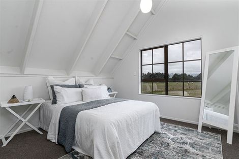 Photo of property in 342 No 1 Line, Tauwharenikau, Tauherenikau, 5771