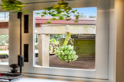 Photo of property in 1042 Ngunguru Road, Kiripaka, Whangarei, 0173