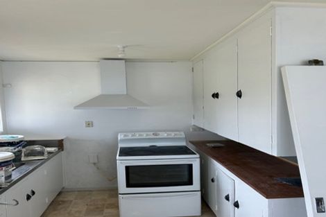 Photo of property in 29 Golf Road, New Lynn, Auckland, 0600
