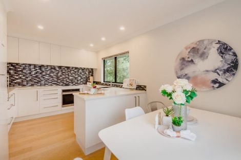 Photo of property in 50 Dale Road, Raumati South, Paraparaumu, 5032