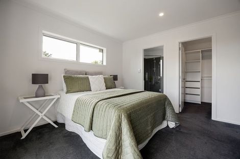 Photo of property in 16 Derwent Place, Flagstaff, Hamilton, 3210