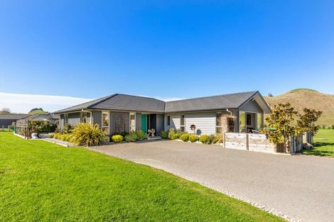 Photo of property in 662 No 3 Line, Okoia, Wanganui, 4582