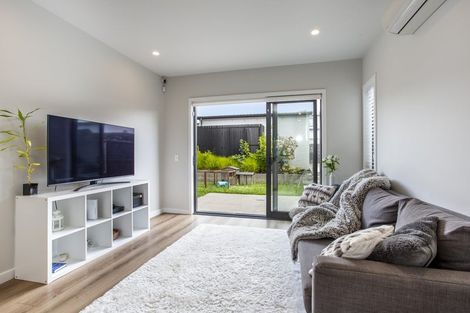 Photo of property in 10 Joshua Carder Drive, Hobsonville, Auckland, 0616