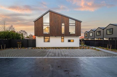 Photo of property in 6/66 Cleveland Street, Edgeware, Christchurch, 8013
