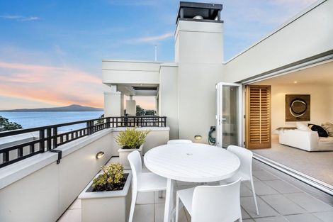 Photo of property in 55 Cliff Road, Saint Heliers, Auckland, 1071