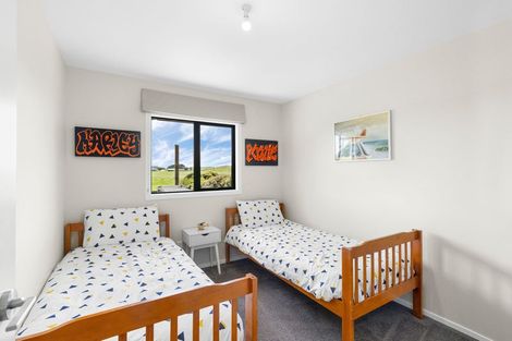 Photo of property in 7 Sand Dune Grove, Waikawa Beach, Manakau, 5573