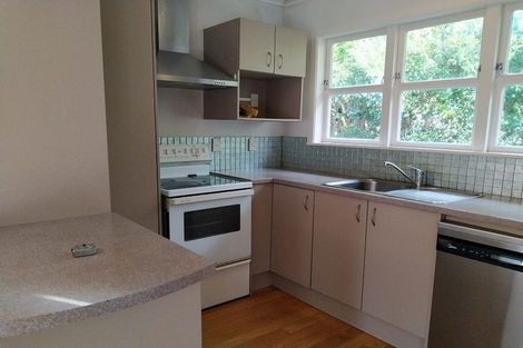 Photo of property in 21 Linwood Avenue, Forrest Hill, Auckland, 0620