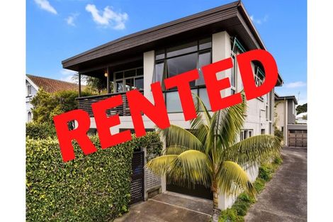 Photo of property in 4/5 Sinclair Street, Devonport, Auckland, 0624