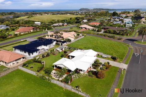 Photo of property in 4 Sea Vista, Athenree, Katikati, 3177