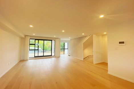 Photo of property in 3/46 View Road, Henderson, Auckland, 0612