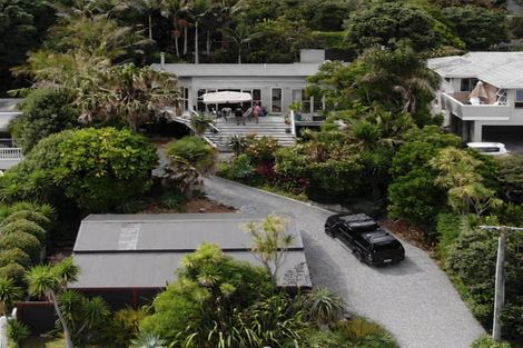 Photo of property in 22 Domain Crescent, Muriwai, Waimauku, 0881