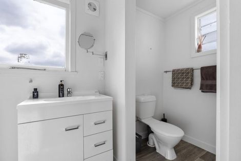 Photo of property in 170 Lethbridge Street, Feilding, 4702