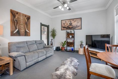 Photo of property in 38 Queen Street, Winton, 9720
