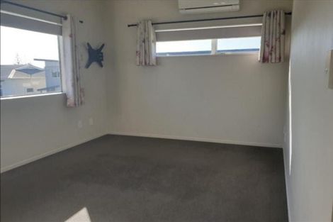 Photo of property in 18/45a Swanson Road, Henderson, Auckland, 0610