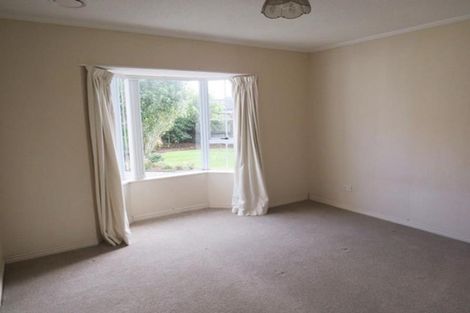 Photo of property in 14a Boulevard Drive, Merrilands, New Plymouth, 4312