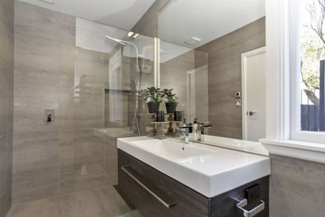 Photo of property in 26 Grahams Road, Ilam, Christchurch, 8041