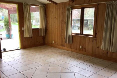 Photo of property in 364 Oneriri Road, Kaiwaka, 0573