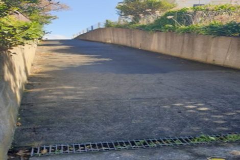 Photo of property in 13 Toporoa View, Ascot Park, Porirua, 5024