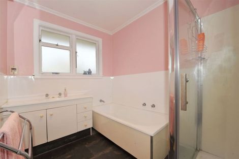 Photo of property in 297 Wairakei Road, Bryndwr, Christchurch, 8053