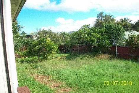 Photo of property in 54 Larnoch Road, Henderson, Auckland, 0610