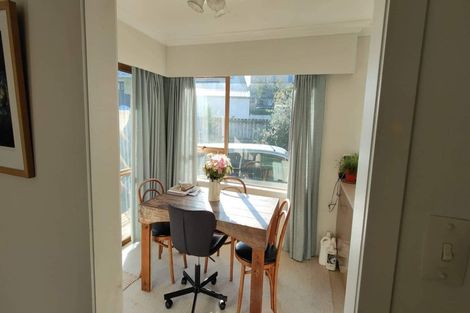 Photo of property in 1 Sunshine Rise, Raglan, 3225
