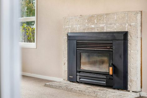 Photo of property in 24 Weza Lane, Kumeu, 0810