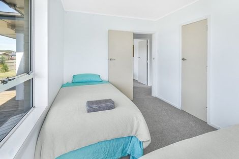 Photo of property in 1 Mears Road, St Andrews, Hamilton, 3200