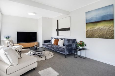 Photo of property in 41 Seymour Road, Mellons Bay, Auckland, 2014