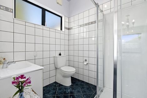 Photo of property in 10 Oak Street, Ebdentown, Upper Hutt, 5018