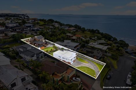Photo of property in 1/50 Masterton Road, Rothesay Bay, Auckland, 0630