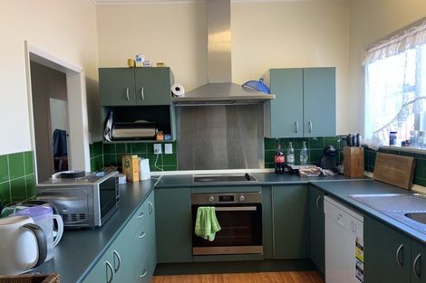 Photo of property in 37 Kemp Street, Kilbirnie, Wellington, 6022