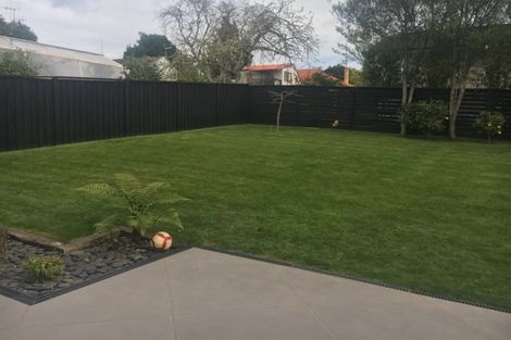 Photo of property in 12 Kakanui Avenue, Hillcrest, Hamilton, 3216