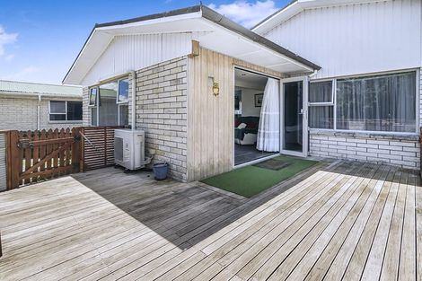 Photo of property in 10 Hamblyn Crescent, Nawton, Hamilton, 3200