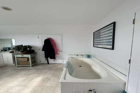 Photo of property in 64 Aston Drive, Waimairi Beach, Christchurch, 8083