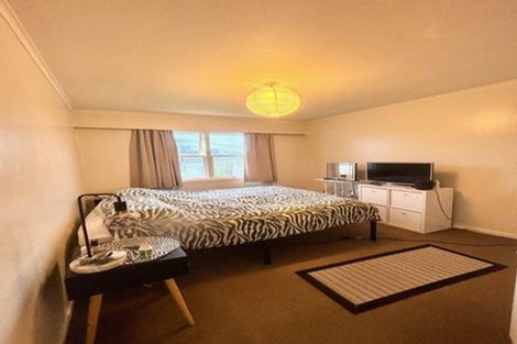 Photo of property in 2/5 Amandale Avenue, Mount Albert, Auckland, 1025