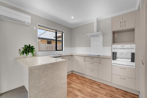 Photo of property in 8a Othello Drive, Rolleston, 7614