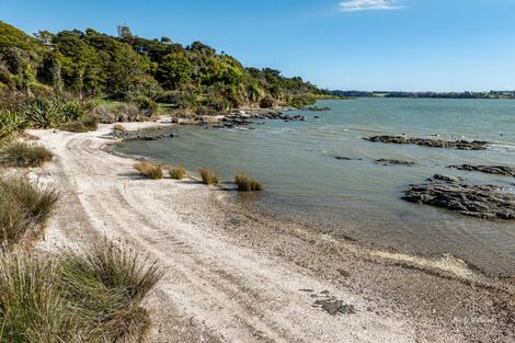 Photo of property in 15 Lancewood Lane, Pahi, Paparoa, 0571