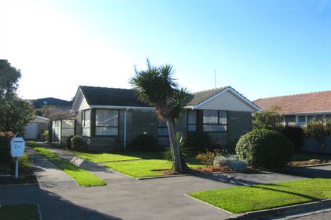 Photo of property in 24 Hurunui Street, Cracroft, Christchurch, 8025