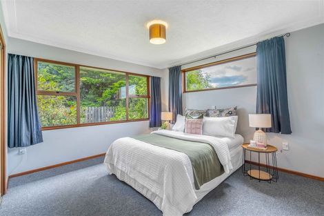 Photo of property in 4 Crowther Crescent, Heidelberg, Invercargill, 9812