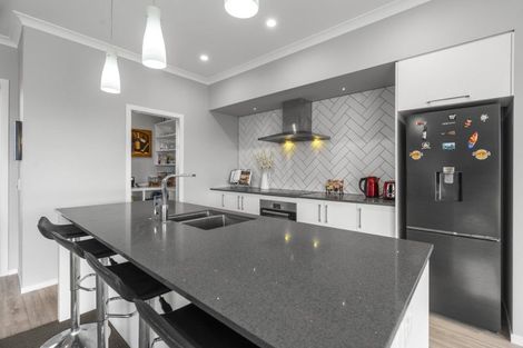 Photo of property in 130 Coast Boulevard, Papamoa Beach, Papamoa, 3118