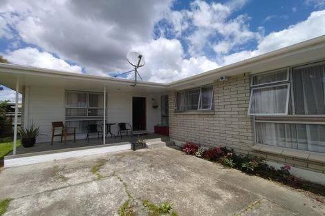 Photo of property in 8 Egmont Place, Westbrook, Palmerston North, 4412