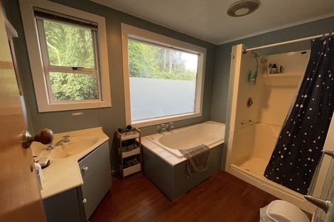 Photo of property in 23a Awanui Street, Merrilands, New Plymouth, 4312