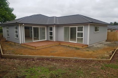 Photo of property in 9 Church Street, Winton, 9720