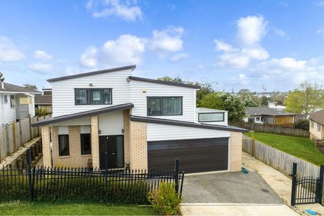 Photo of property in 2 Mile Place, Henderson, Auckland, 0612