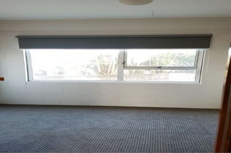 Photo of property in 15 Colin Wild Place, Glenfield, Auckland, 0629